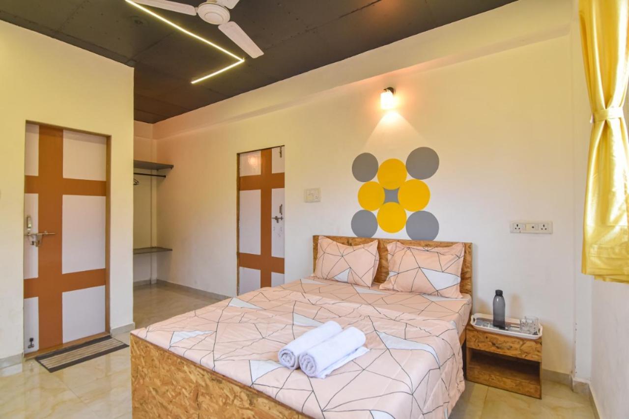 Empyrean Stay Ll 3Bhk Ll Jaguar Villa Ll Ac Ll Pvt Pool Ll Luxury Lonavala Exterior photo